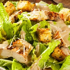Ensalada César con Pollo